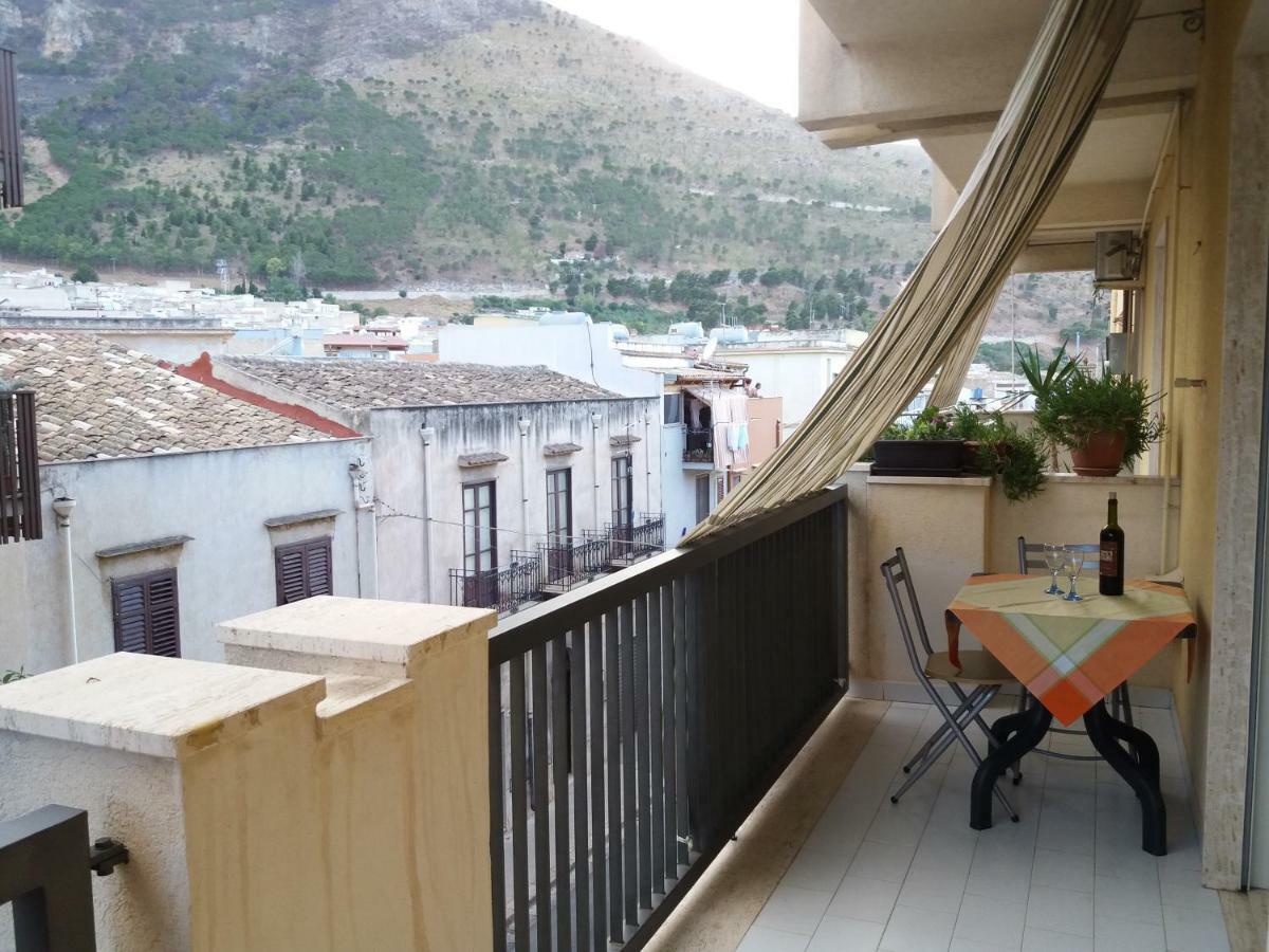 Mastru Nicola Apartment กัสเตลลัมมาเร เดล โกลโฟ ภายนอก รูปภาพ