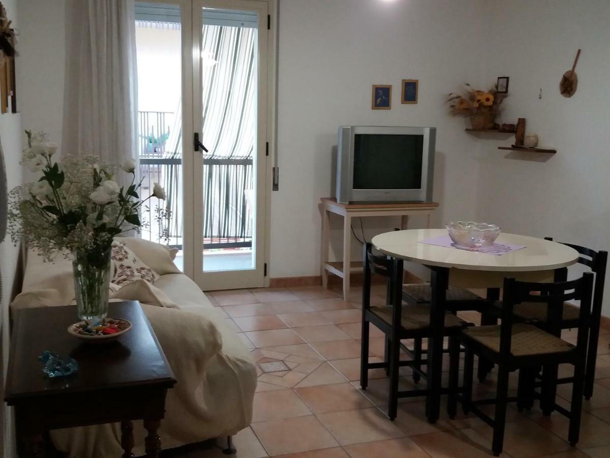 Mastru Nicola Apartment กัสเตลลัมมาเร เดล โกลโฟ ภายนอก รูปภาพ