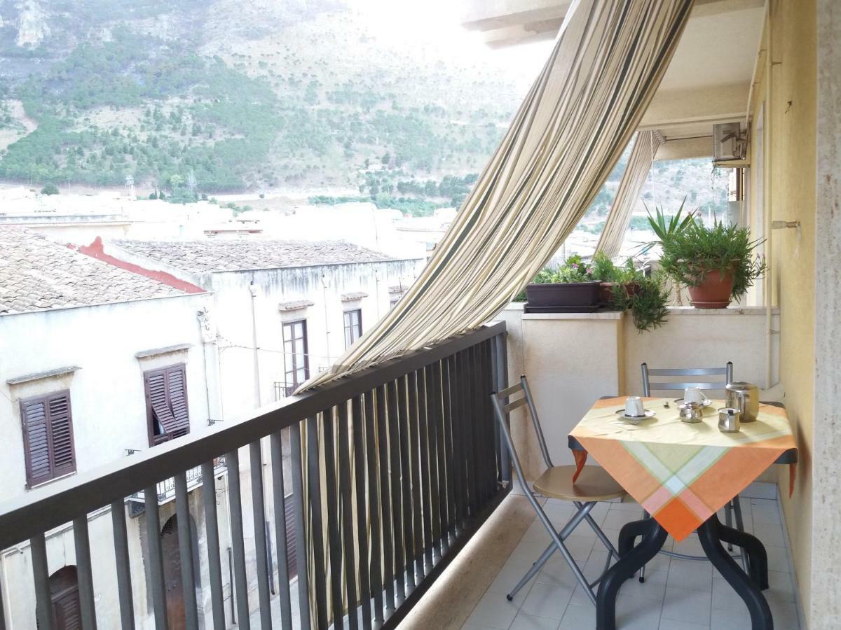 Mastru Nicola Apartment กัสเตลลัมมาเร เดล โกลโฟ ภายนอก รูปภาพ
